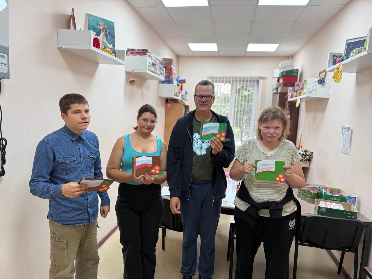Тематический мастер-класс, приуроченный к празднованию Дня Государственного флага Российской Федерации.