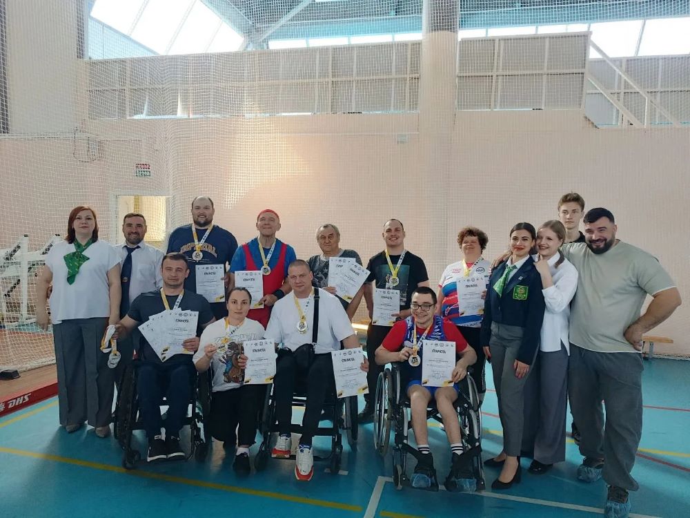 ФОК «Атлет» состоялись инклюзивные межрегиональные соревнования по парапауэрлифтингу в дисциплине «жим лежа».